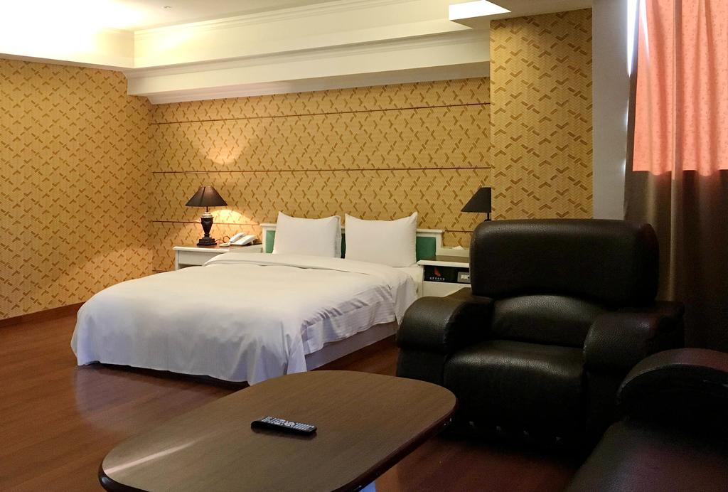 Zaw Jung Business Hotel Ταϊχούνγκ Εξωτερικό φωτογραφία